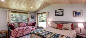 71MF- Rustic - Pets Ok - Sleeps 4