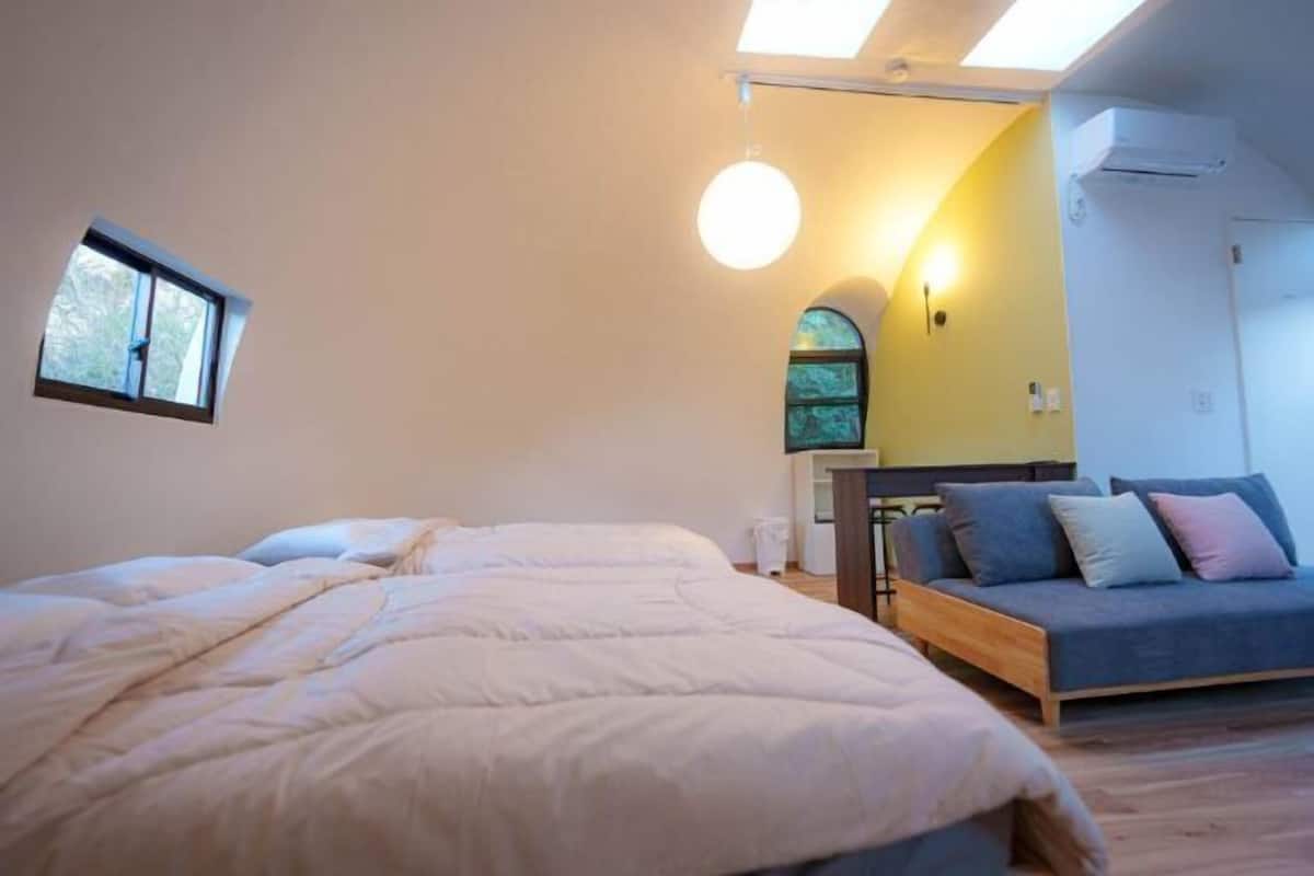 4 bedrooms, free WiFi, bed sheets