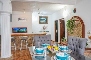 Dining - Beautiful House with Pool in Nature (Puerto Vallarta)