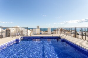 Pool - Apartment 'Luxury Carabeo 2000 1-3' with Sea Views, Pool, Terrace & Wi-Fi (Nerja)