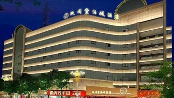 المنشأة من الخارج