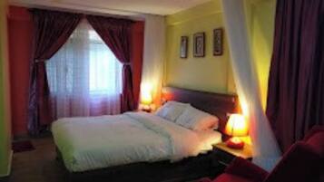 Standard Room | Bed sheets