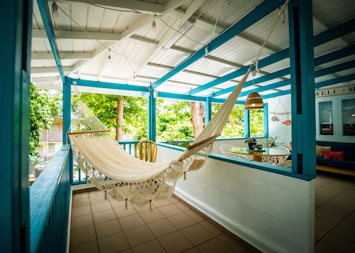 Aguasalá Beach House, Puerto Nuevo Beach