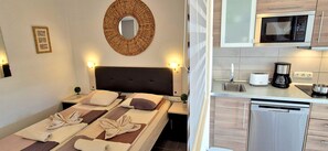 1 chambre, fer et planche à repasser, Wi-Fi gratuit, draps fournis