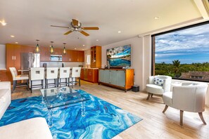 Smart TV, DVD player