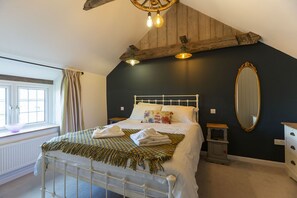 2 bedrooms, Internet, bed sheets