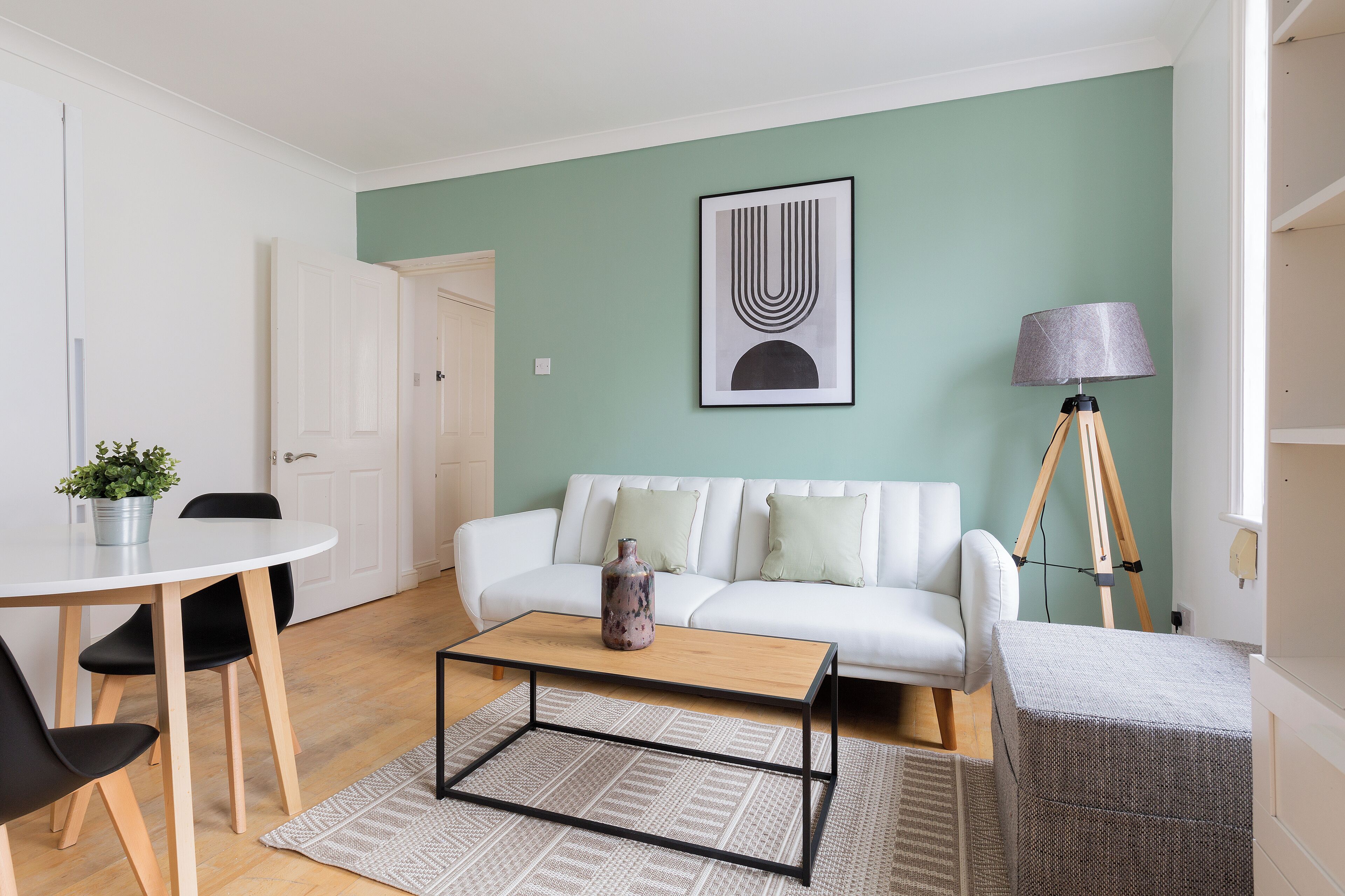 双人房 | 起居区 | 1-英寸电视（配备有线频道）