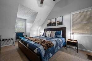 4 bedrooms, desk, iron/ironing board, free WiFi