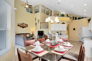 Villa, 5 Bedrooms | Dining - Fantastic Resort 5br House - South Facing Pool/spa 5 Bedroom Villa by RedAwning (Kissimmee)