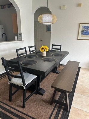 Appart'hôtel, 2 chambres | Restauration