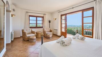 4 chambres, fer et planche Ă repasser, Wi-Fi gratuit, draps fournis