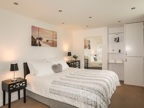 คอทเทจ | ภายใน