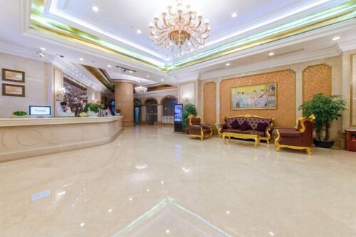 Vienna International Hotel (Shenzhen Longgang Lilang Branch)