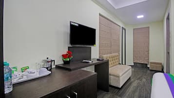 Standard Room | Desk, iron/ironing board