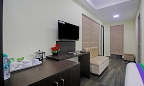 Standard Room | Desk, iron/ironing board