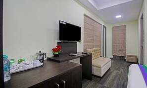 Standard Room | Desk, iron/ironing board