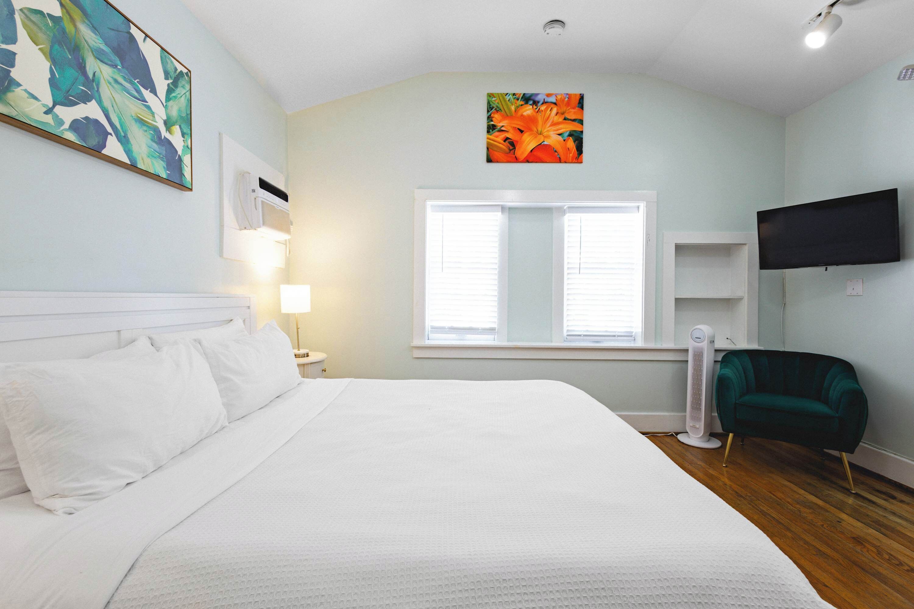 1 bedroom, iron/ironing board, WiFi, bed sheets