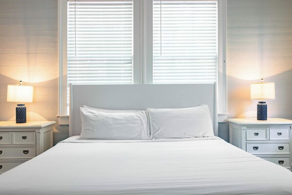 2 slaapkamers, een strijkplank/strijkijzer, wifi, beddengoed