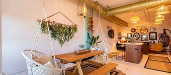 The Nest-Downtown Lake Geneva |Fun & Creative Loft |Unique |Themed Rooms |Parking |1 Block to Beach