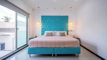 3 chambres, fer et planche à repasser, Wi-Fi, draps fournis