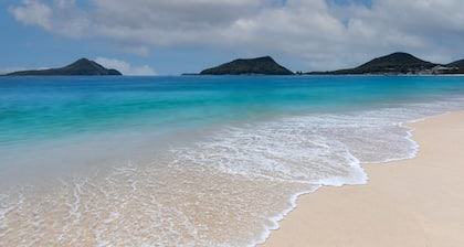 Martys Little Beach No 14