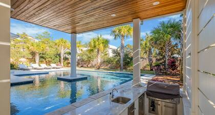 Priv. Neighborhood beach access w/large pool, golf cart, walk to beach/dining