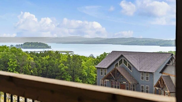 Unclassified image, 1 of 57, button - Stillwater - Indoor pool & lake views (Branson)