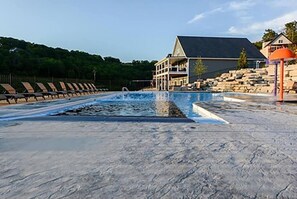 Indoor pool - Luxury Lakeview Retreat | Indoor Pool & Hot Tub (Branson)