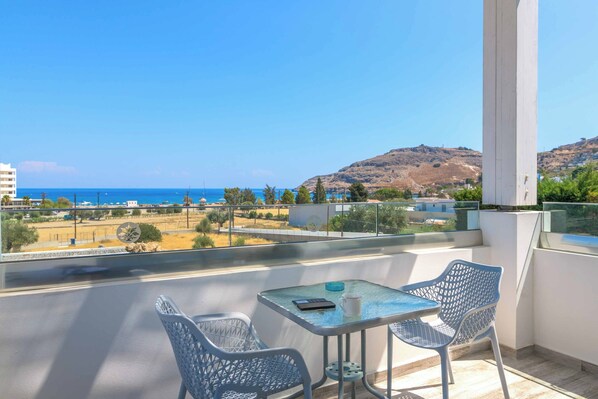 Outdoor dining - Villa Krini Myth - Six Bedroom Villa, Sleeps 6 (Rhodes)