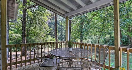 NEW! Charming Cabin by Cumberland Mtn State Park