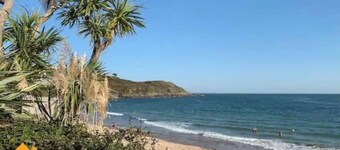 Pass the Keys | Quiet Coastal Retreat between Langland and Caswell