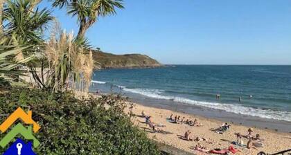 Pass the Keys | Quiet Coastal Retreat between Langland and Caswell