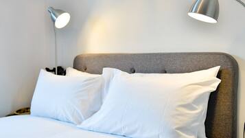1 chambre, fer et planche à repasser, Wi-Fi gratuit, draps fournis