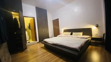 2 chambres, bureau, Wi-Fi gratuit, draps fournis