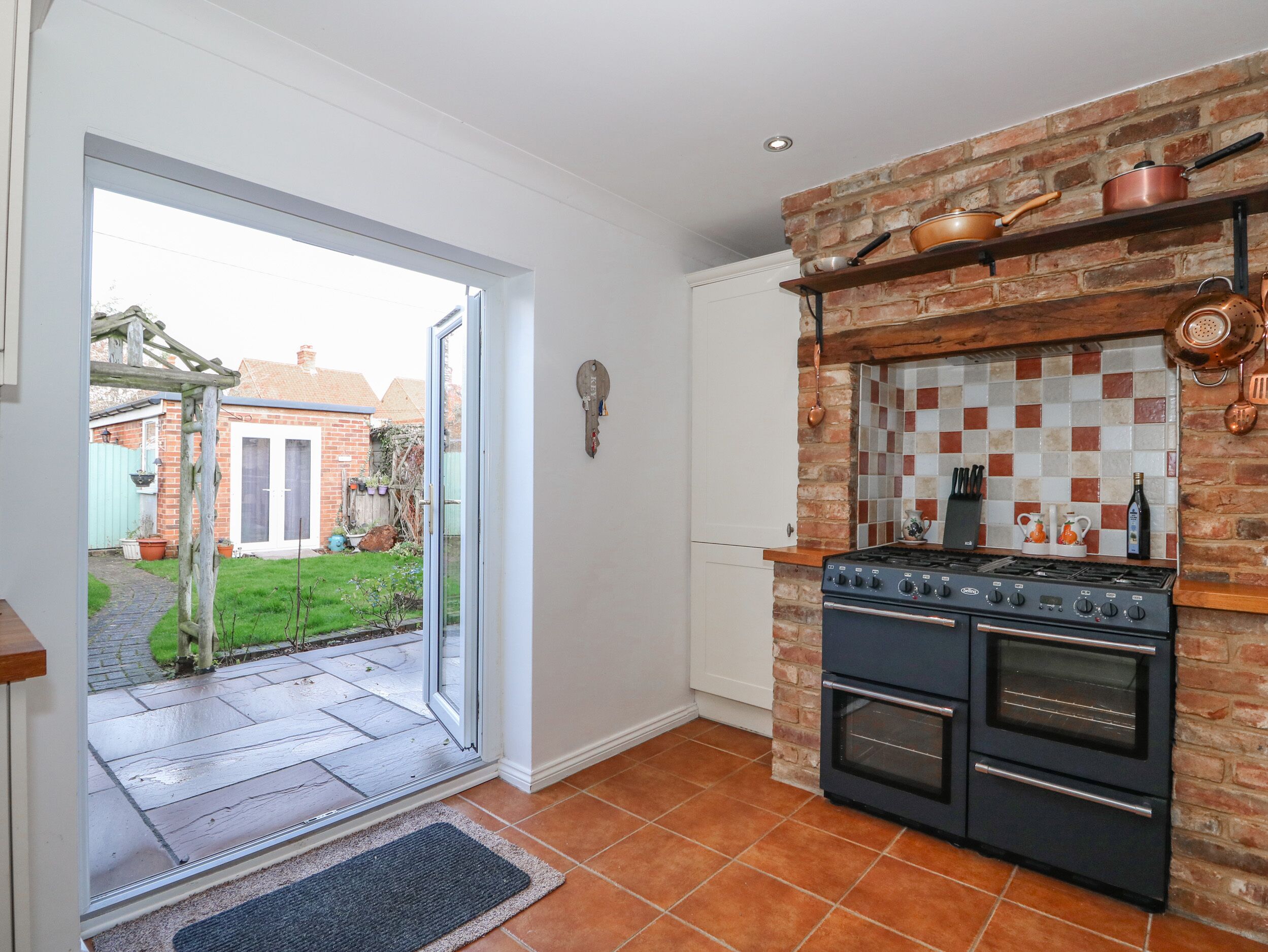 Casa de campo | Cocina privada | Frigorífico, lavavajillas, hervidor eléctrico y tostadora