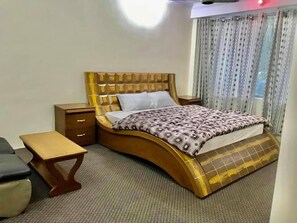 Dobbeltrom – deluxe | Strykejern/-brett og wi-fi (inkludert)