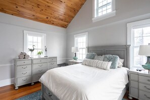 2 habitaciones, cuna de viaje, wifi gratis y ropa de cama