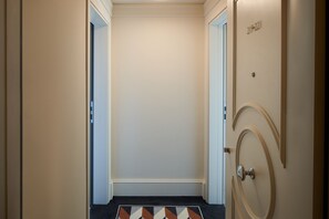 Premium bedding, down comforters, minibar, in-room safe