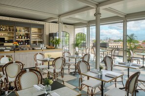 Daily buffet breakfast (EUR 30 per person) - Trastevere Roma | UNA Esperienze (Rome)