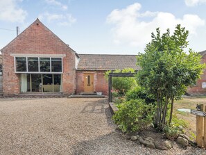 Exterior - High House Barn - UK36929 (Foulsham, near Reepham)