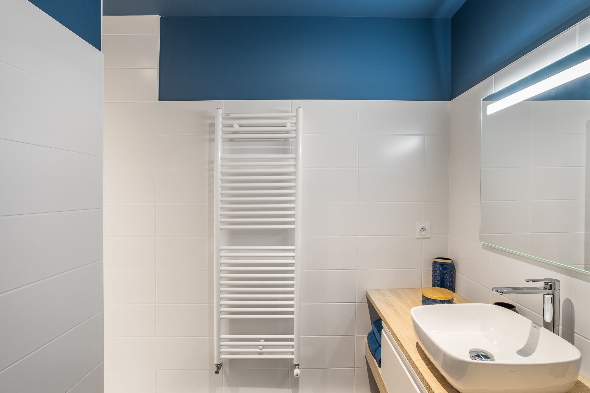 Hair dryer, towels
