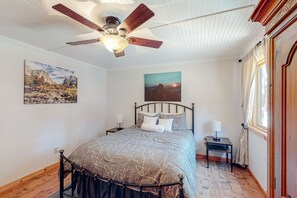 1 bedroom, WiFi, bed sheets