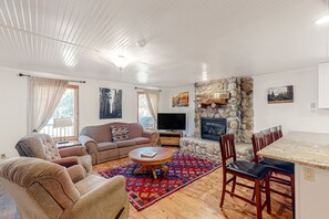 TV, fireplace, DVD player