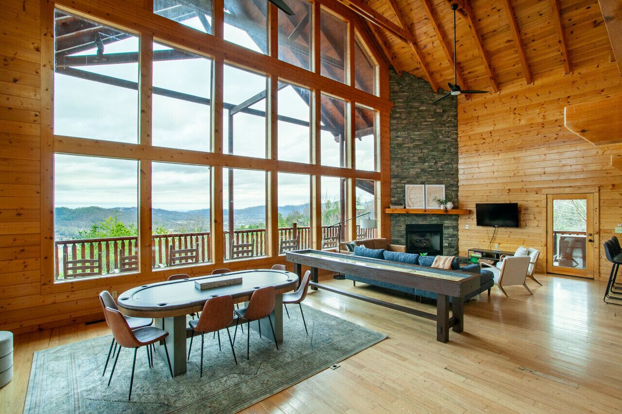 TV connectée, cheminée, jeux vidéo, lecteur de DVD