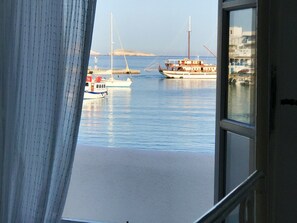 Hypo-allergenic bedding, free WiFi, bed sheets - Aeolos Beach Hotel (Folegandros)