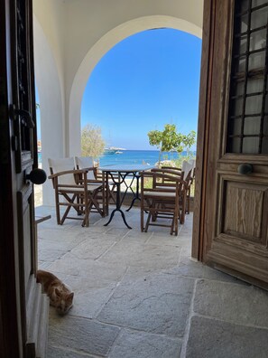 Interior - Aeolos Beach Hotel (Folegandros)