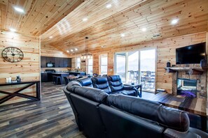 Smart-TV, Kamin