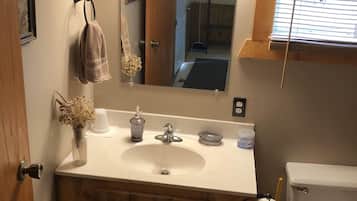 Shower, towels, toilet paper
