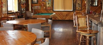 Kara Creek Ranch - 3 Bed Cabin #1