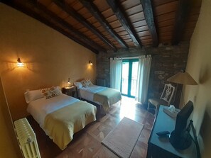 9 Schlafzimmer, WLAN